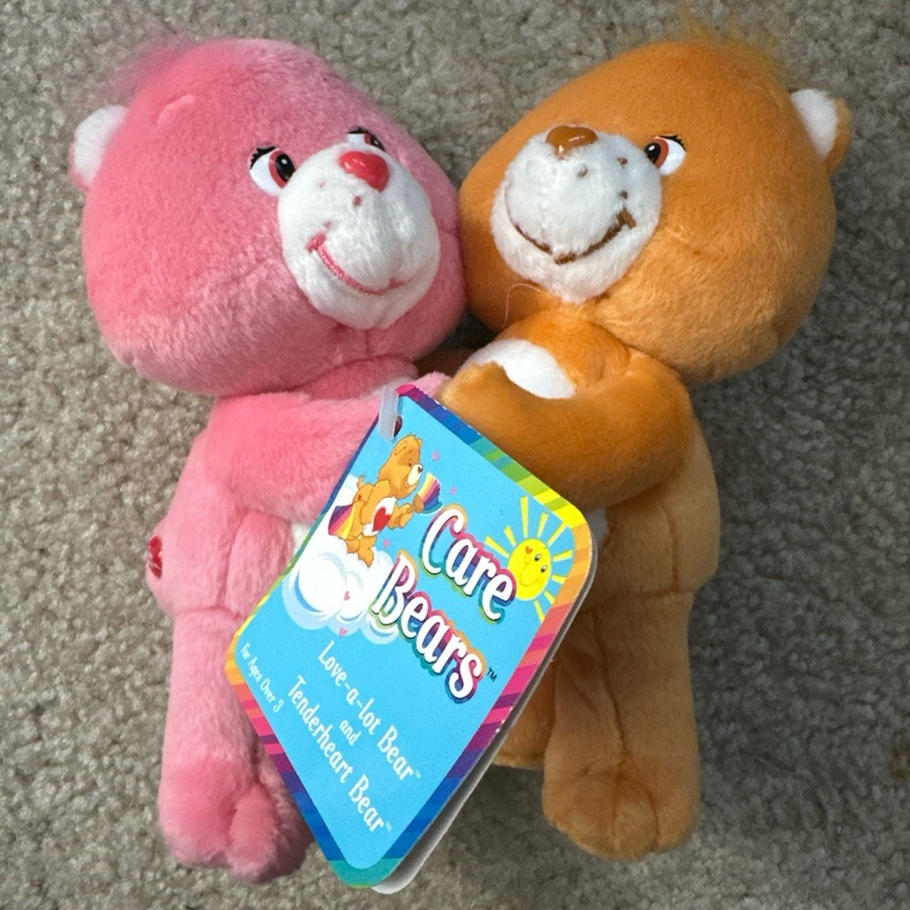 Vintage 2002 Care Bears 7” Cuddle Pair Hold Hands Tenderheart & Love-A-Lot NWT!